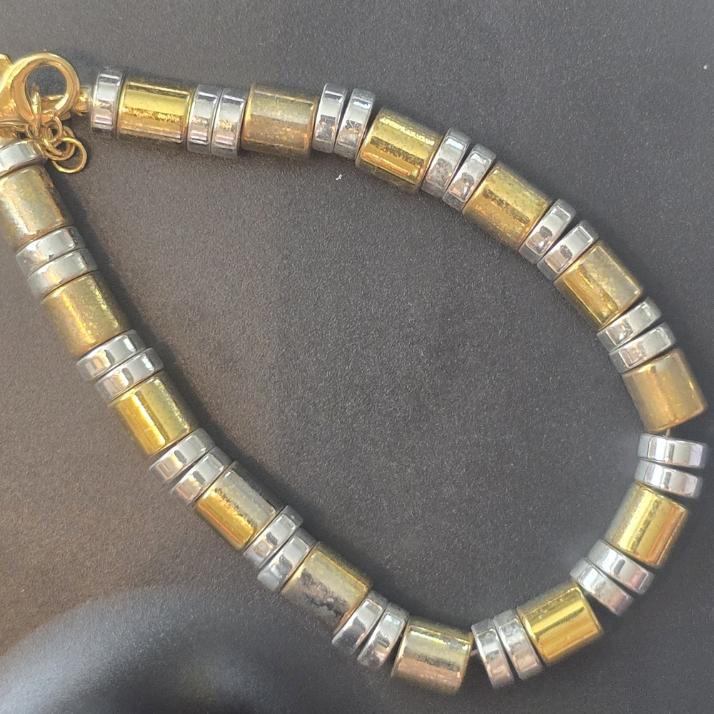 Elegant Gold and Silver Beaded Bracelet